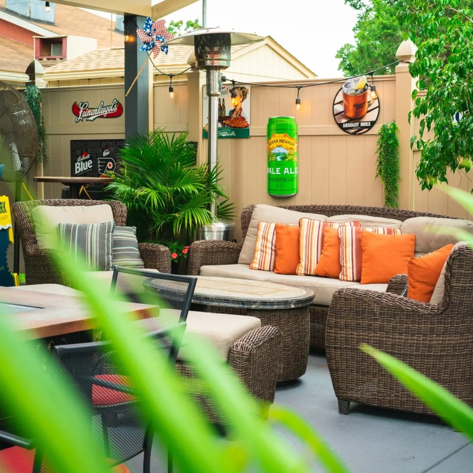 Comfortable Dine-In Experience
